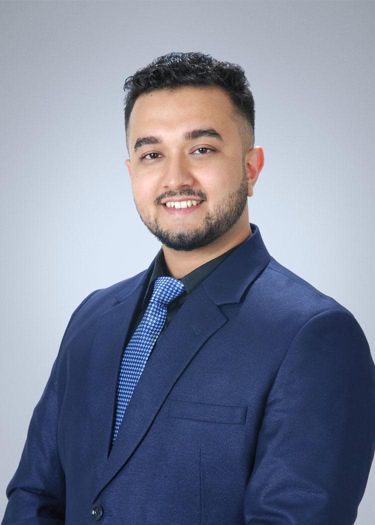 Dr. Mohit Thapa — Managing Director, DivyaSoft